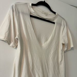 Cut out detail white tee